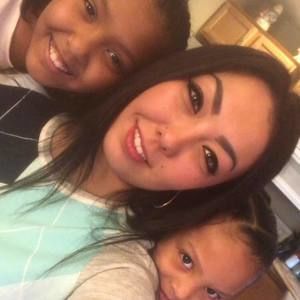 Meet your Posher, Angela